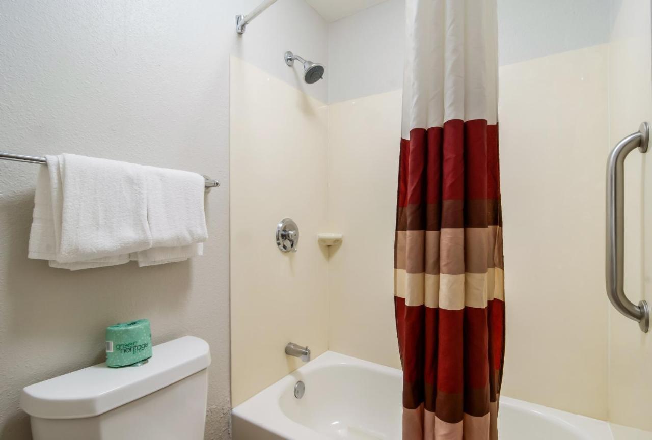 Red Roof Inn Durham - Duke Univ Medical Center מראה חיצוני תמונה